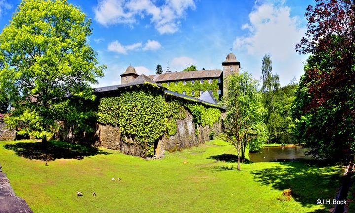 Hotel Burg Schnellenberg